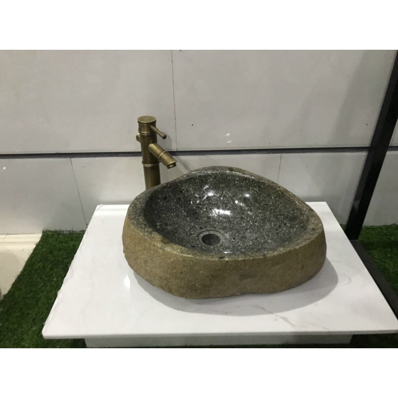 Lavabo đá cuội