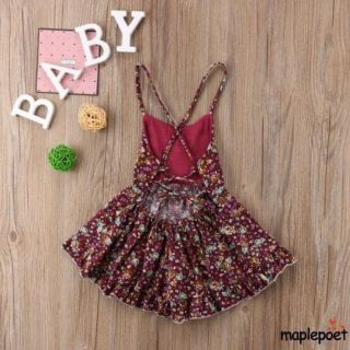 Đầm hoa đan dây lưng cho bé