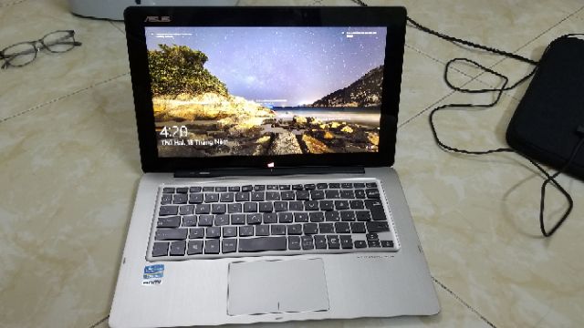 Laptop 2 trong 1 Asus Transformer TX300CA Core I5, SSD 128GB, Ram 4GB | BigBuy360 - bigbuy360.vn