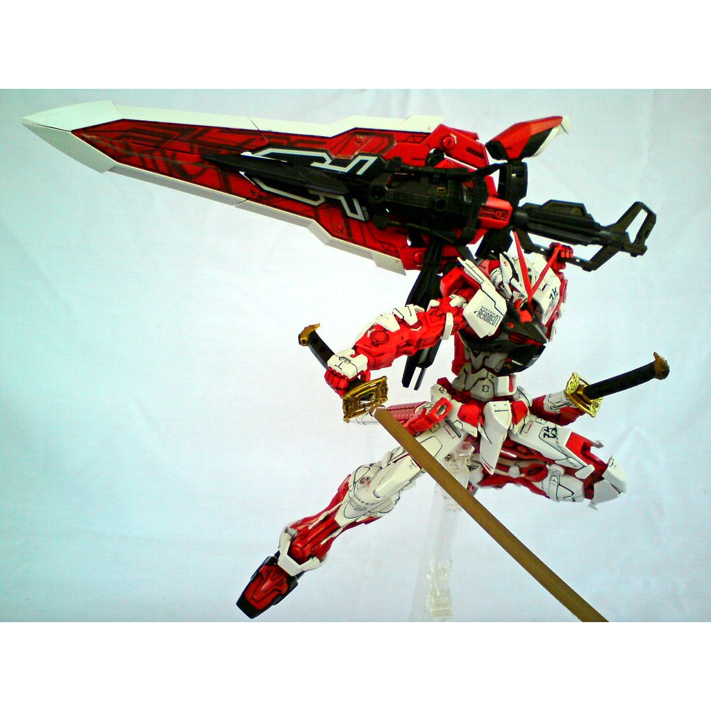 Mô Hình lắp ráp MG Gundam Astray Red Frame Kai Daban 6601 - Gundamchat