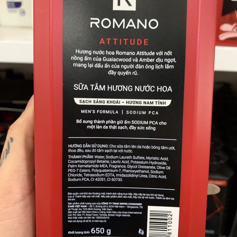 Combo Dầu gội và Sữa tắm sạch khuẩn Romano Attitude 650g/chai