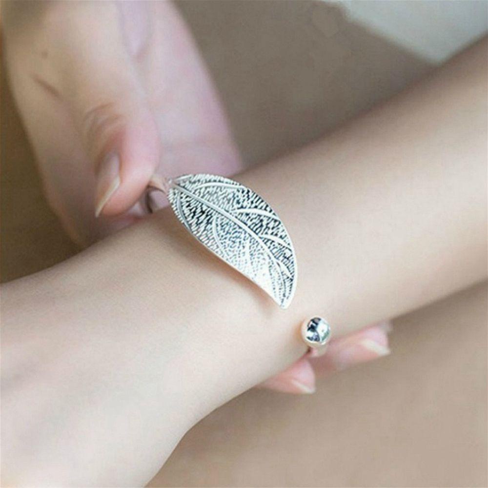 HS Vòng Đeo Tay Hình Chiếc Lá Thời Trang Dành Cho Nữ