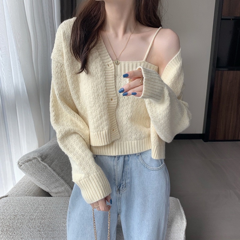 set áo khoác cardigan len kèm áo len hai dây Cherry phong cách Hàn Quốc xinh xắn | BigBuy360 - bigbuy360.vn