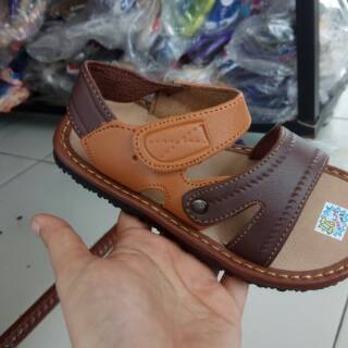 Aryma Boys Sandals Let Finger Flip Flops