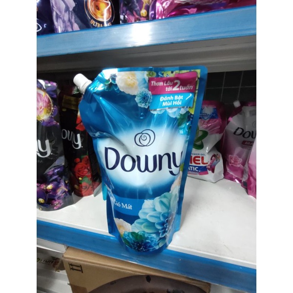 Nước xả vải Downy hương nước hoa 1.4L .