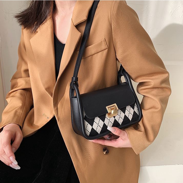 Túi xách đeo chéo nữ giá rẻ đẹp đi chơi phong cách thời trang hàn quốc dễ thương cute TX238