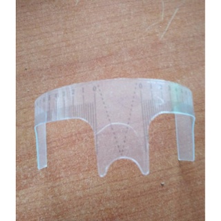 Thước cong c