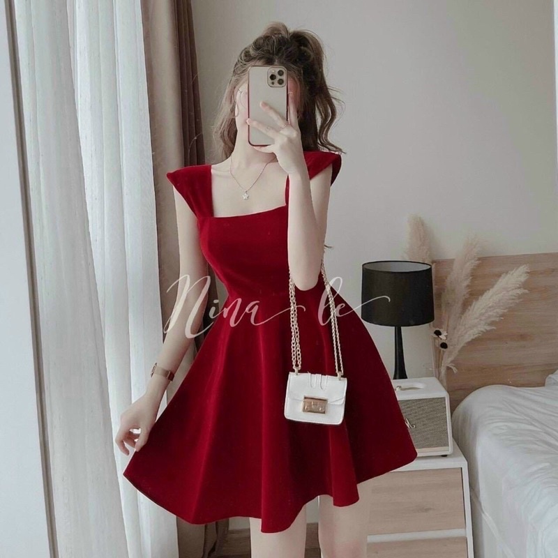 Đầm xoè nhung đỏ mặc siêu tôn dáng trắng da TRIPBLE T DRESS - Free size