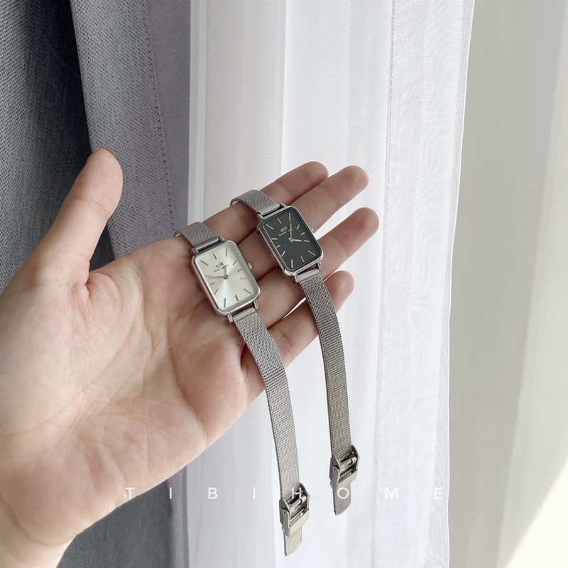 𝐐𝐔𝐀𝐃𝐑𝐎 𝐏𝐑𝐄𝐒𝐒𝐄𝐃 collection Đồng hồ nữ DVV2026 dây kim loại mặt trắng mặt đen mẫu vuông mới Tibihome tặng hộp chống nước