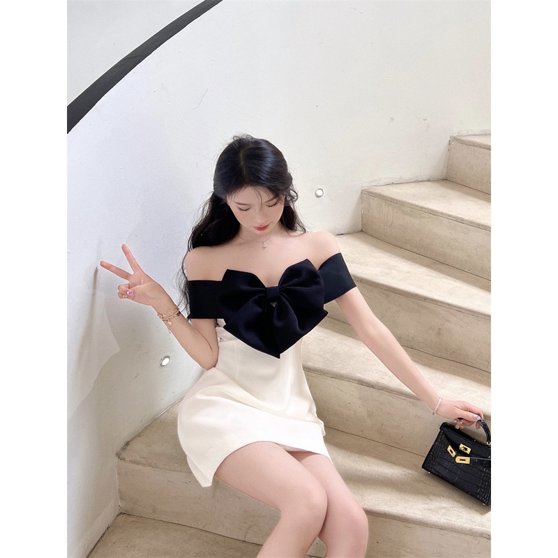 Đầm Váy Thiết Kế Trễ Vai Màu Kết Hợp Đen Trắng Chữ A Có Nơ Trước Ngực Phong Cách Hàn Quốc Phù Hợp Đi Tiệc Cưới Du Lịch | BigBuy360 - bigbuy360.vn