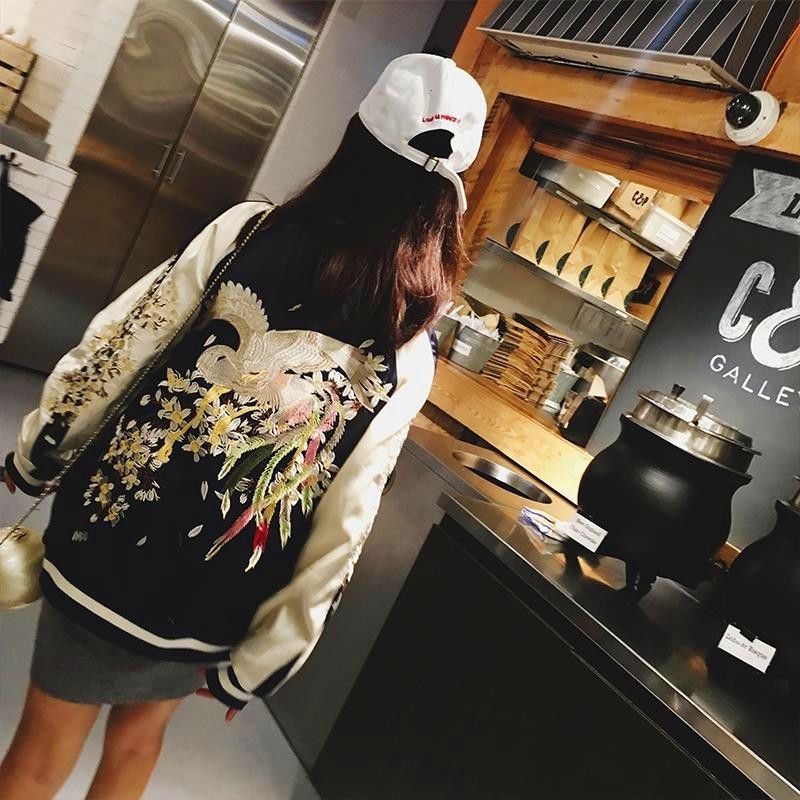 ÁO KHOÁC BOMBER THÊU HẠC SUKAJAN JACKET