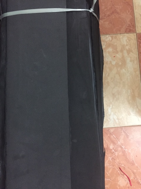 Mút xốp lót hồ cá dạng sợi to dầy 1cm.Kích thước 5x120cm trở lên.