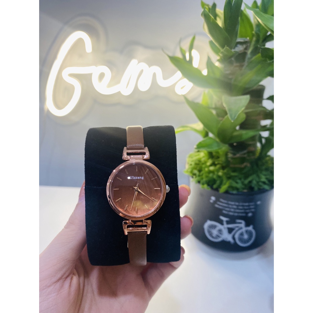 Đồng Hồ Nữ Dây Da Cao Cấp Chính Hãng ULZZANG Mặt Tròn Đẹp Giá Rẻ Mẫu Mới Nhất Gems ACC