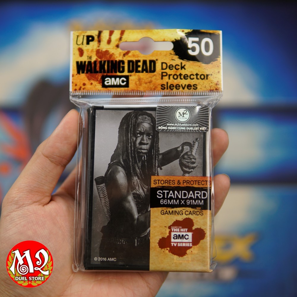 Bọc bài Standard size Ultra Pro The Walking Dead Michonne - 50 cái size 66x91 mm, giá rẻ cho Pokemon Yugioh