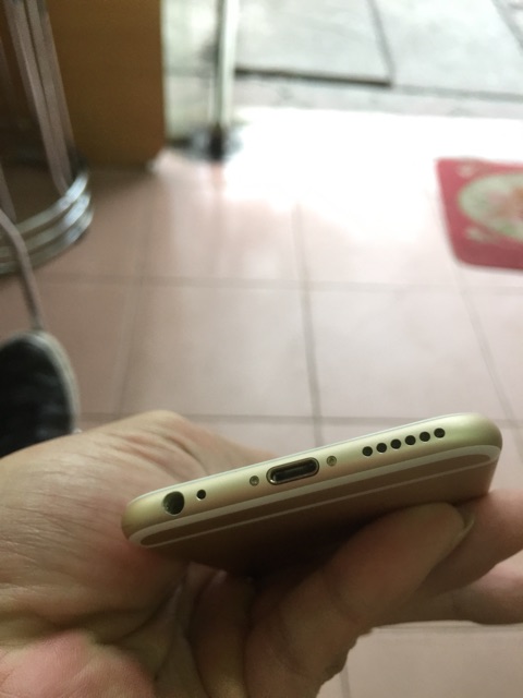 Điện thoại Apple iPhone 6 gold 16 GB