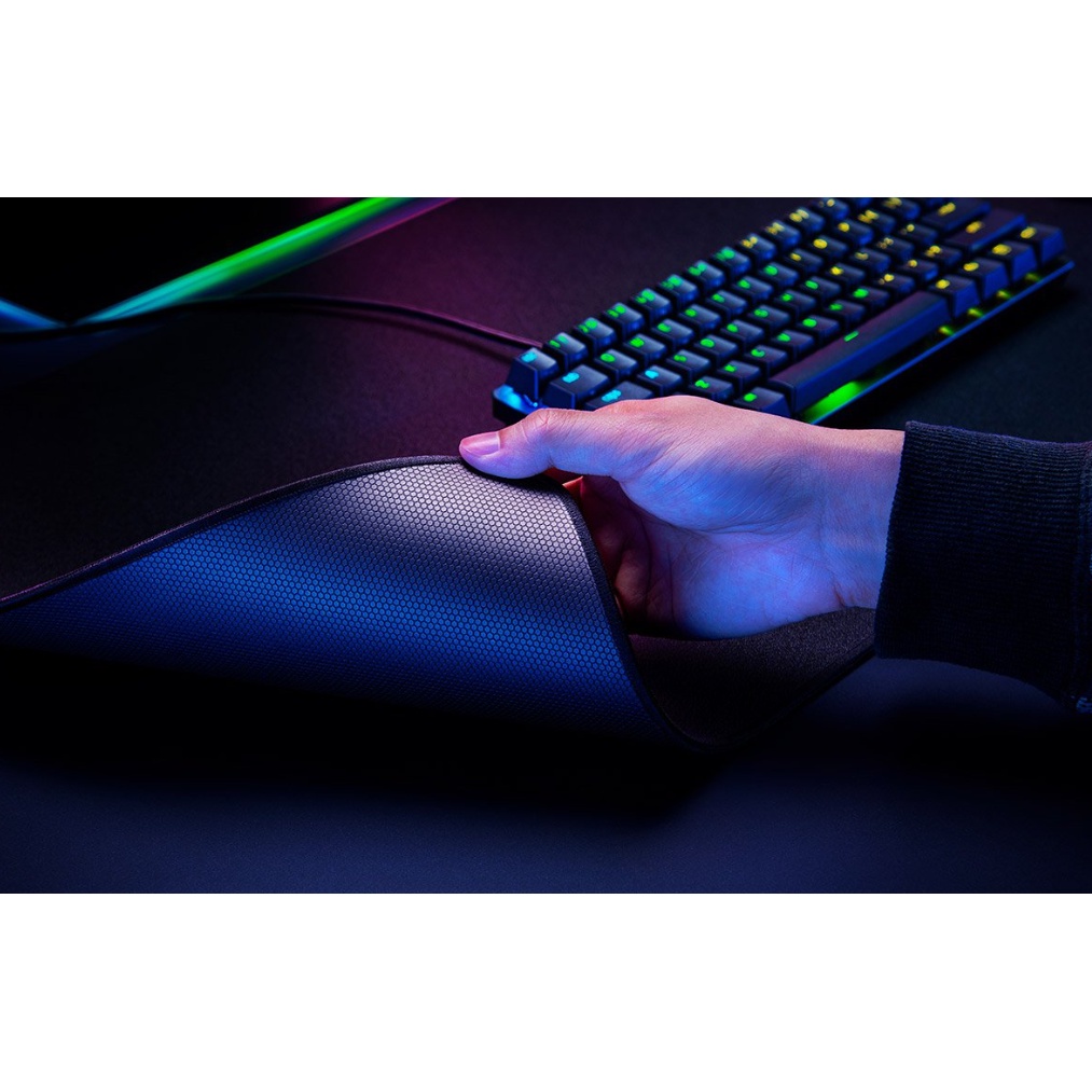 Tấm lót chuột Razer Strider-Hybrid Mat-XXL_RZ02-03810100-R3M1