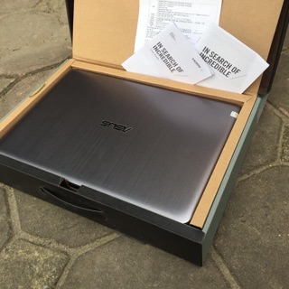 Máy tính Asus E403