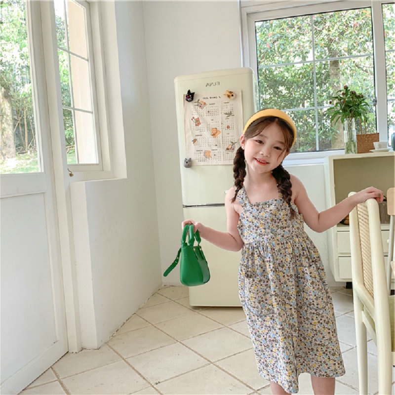 Váy đầm bé gái hoa nhí lưng chéo phong cách Hàn Quốc dễ thương