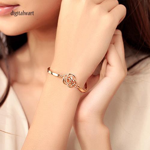 Vòng tay mạ vàng mặt hoa hồng đính đá quý nhân tạo sang trọng cá tính dành cho nữ | BigBuy360 - bigbuy360.vn