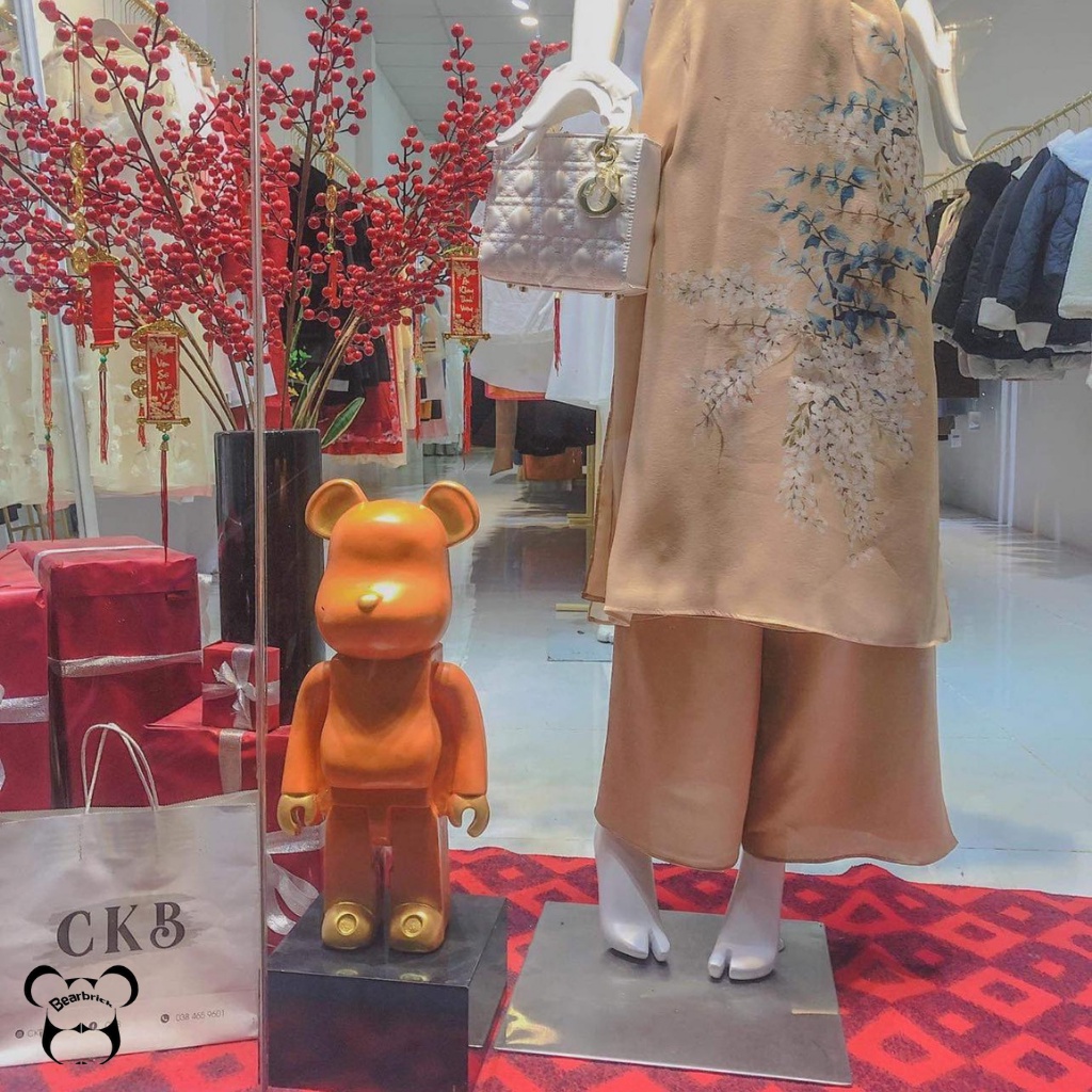 Bearbrick, gấu bearbrick 50cm cỡ vừa, mẫu màu tai vàng có đủ 5 màu chất liệu thạch cao - Chin Official Store
