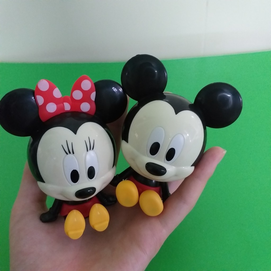 Set 2 chuột Mickey đáng yêu trang trí bánh kem,làm quà tặng,làm đồ chơi,trang trí nhà cửa