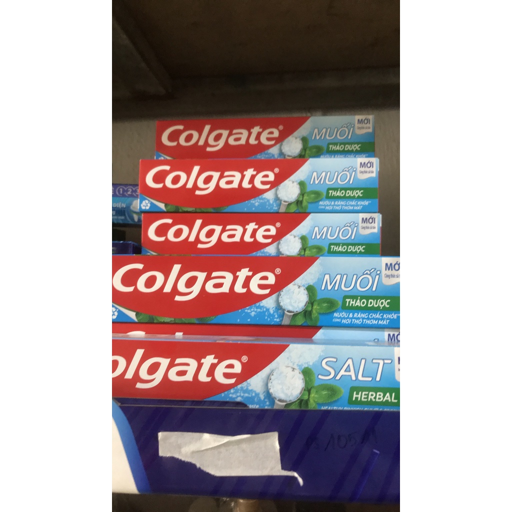 Kem đánh răng Colgate Muối 225g