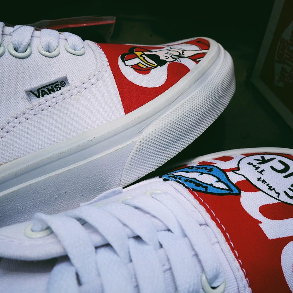 Giày Thể Thao Vans X Supreme Màu Trắng Đỏ Cá Tính