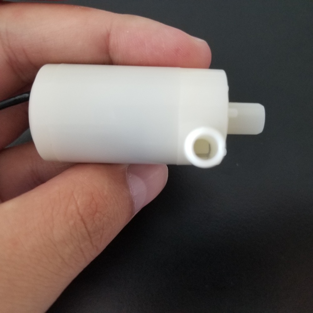 Máy bơm chìm micro DC 3 / 4.5V 80-100L / h thiết kế chuyên dụng 2021