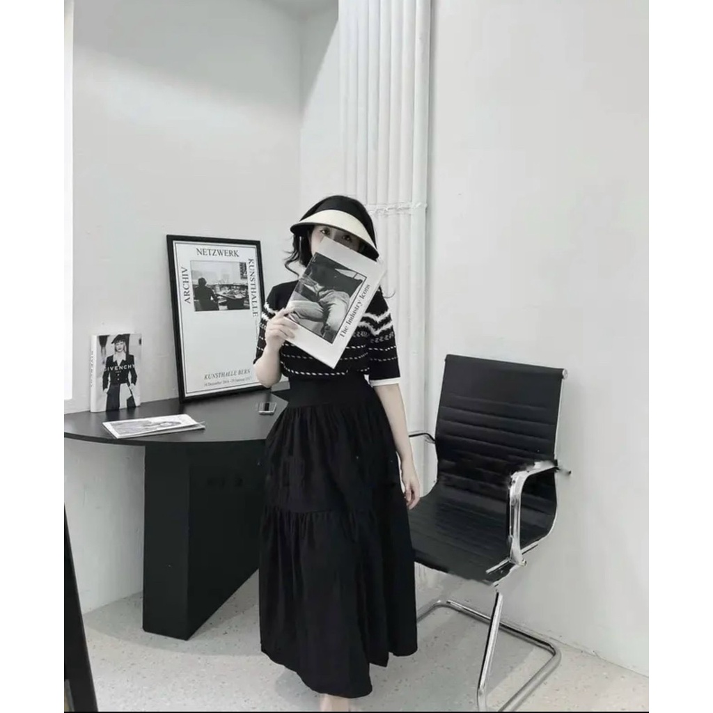 Áo len thổ cẩm kèm chân váy