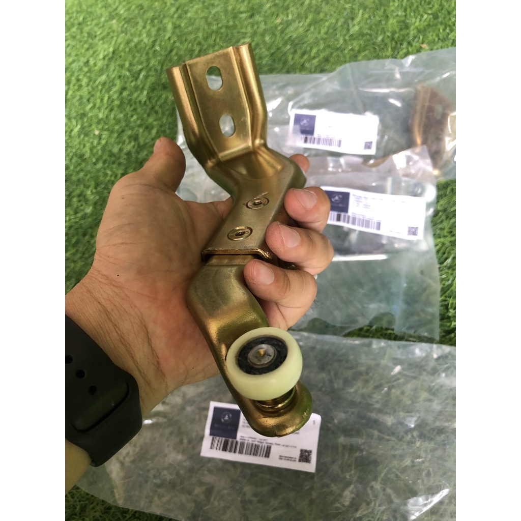 BÁT CỬA LÙA SPRINTER