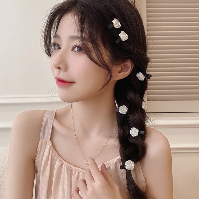 Kẹp Tóc Đính Hoa Trà Nhỏ Xinh Thời Trang Cho Nữ