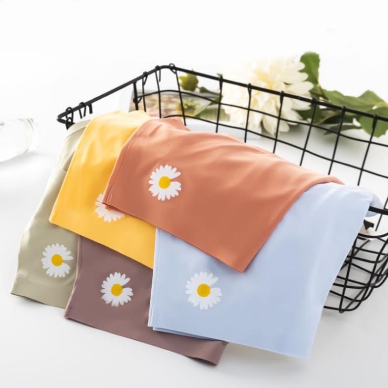 [Giá sỉ] Quần lót hoa cúc đúc su viền lượn sóng 1038