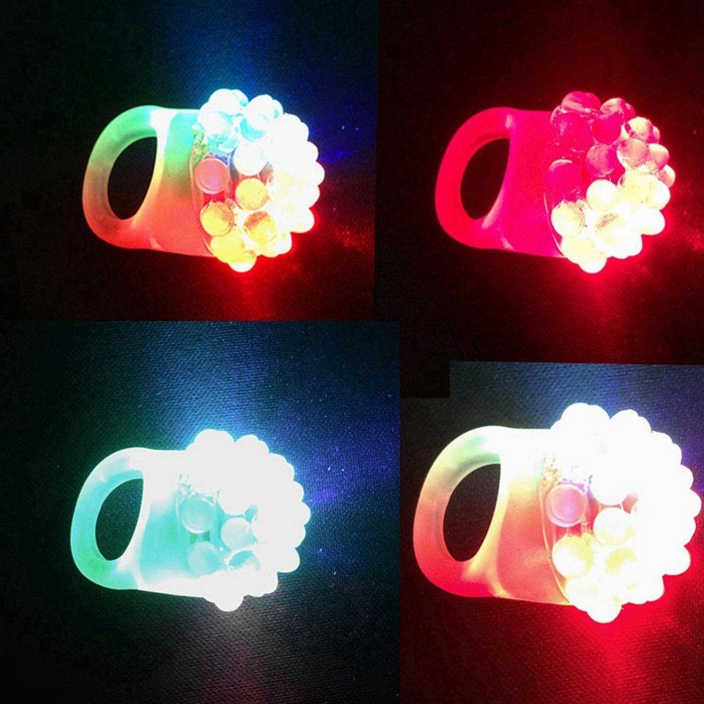 Set 10 Nhẫn Hình Ngôi Sao Hoạt Hình Có Đèn Phát Sáng Cho Bé