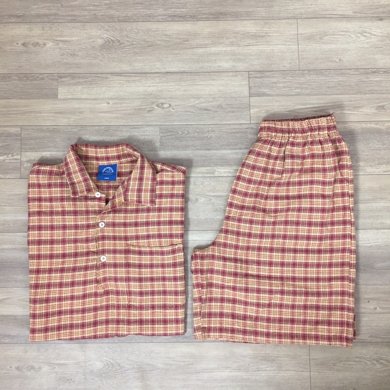 Set áo và short 2hand Noir Studio