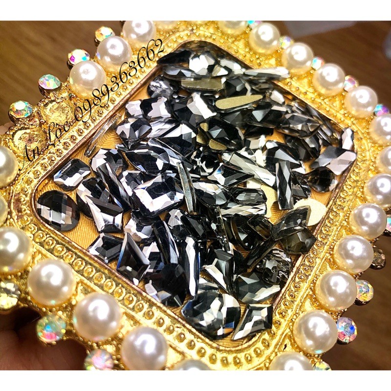 Sét đá khối chân bằng