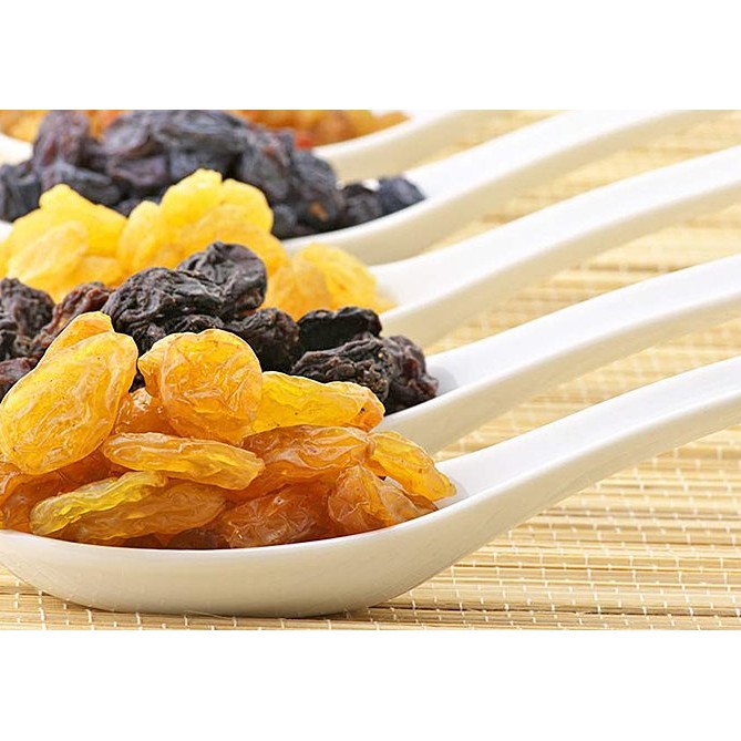 Nho khô Mỹ không hạt Raisin hộp 425g