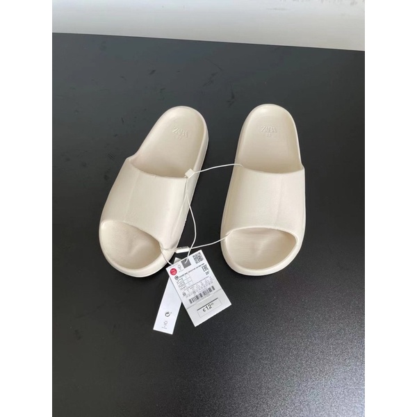 Dép xốp trẻ em RZ  Dép bánh mỳ chính hãng 0722
