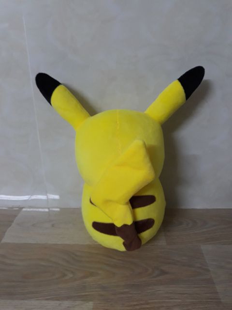 Gấu bông pikachu
