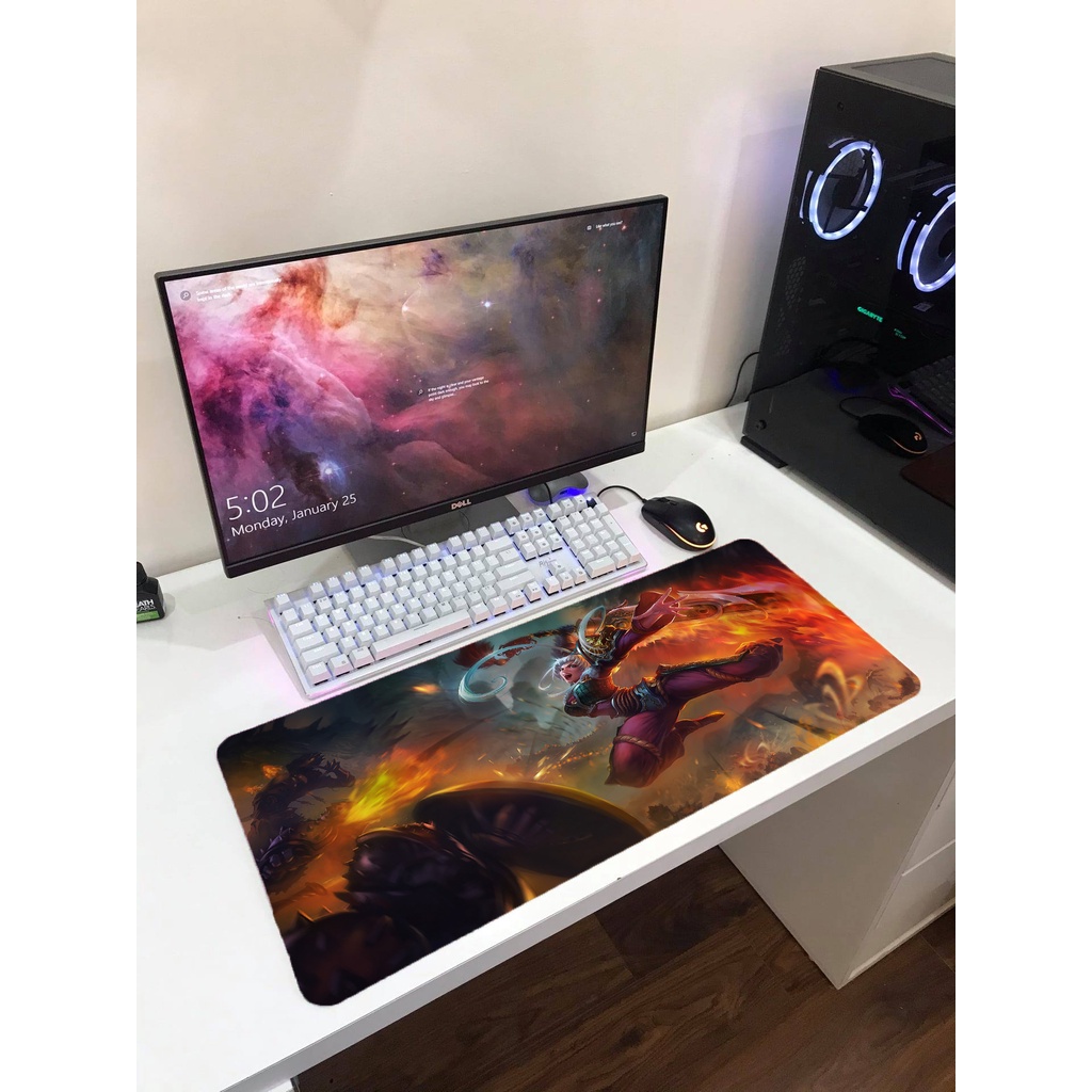 Lót chuột trang phục Riven Liên minh huyền thoại cực nét (Hàng cao cấp)