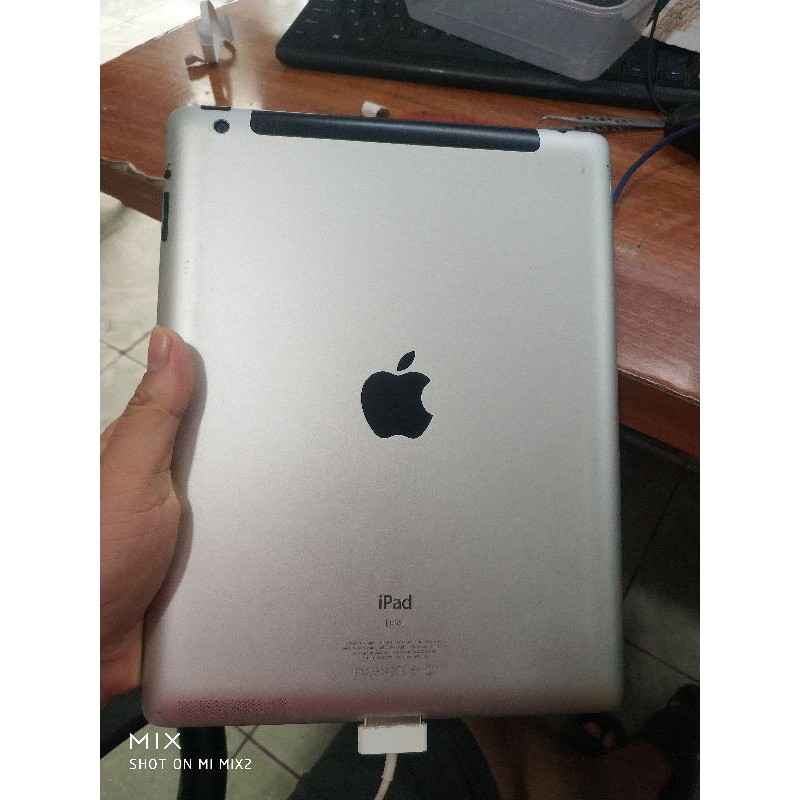 thanh lý Ipad 2 bản wifi . máy đẹp | BigBuy360 - bigbuy360.vn