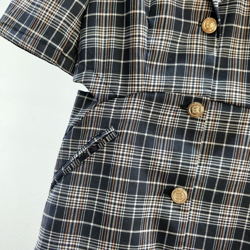 Váy kẻ Peace Bird