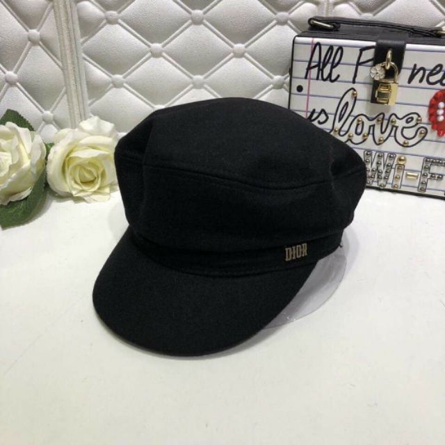Mũ dạ dior.