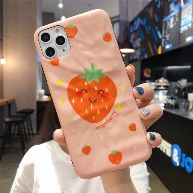 Ốp lưng iphone dâu dứa hồng vàng 5/5s/6/6plus/6s/6s plus/6/7/7plus/8/8plus/x/xs/xs max/11/11 pro/11 promax – Ina Case