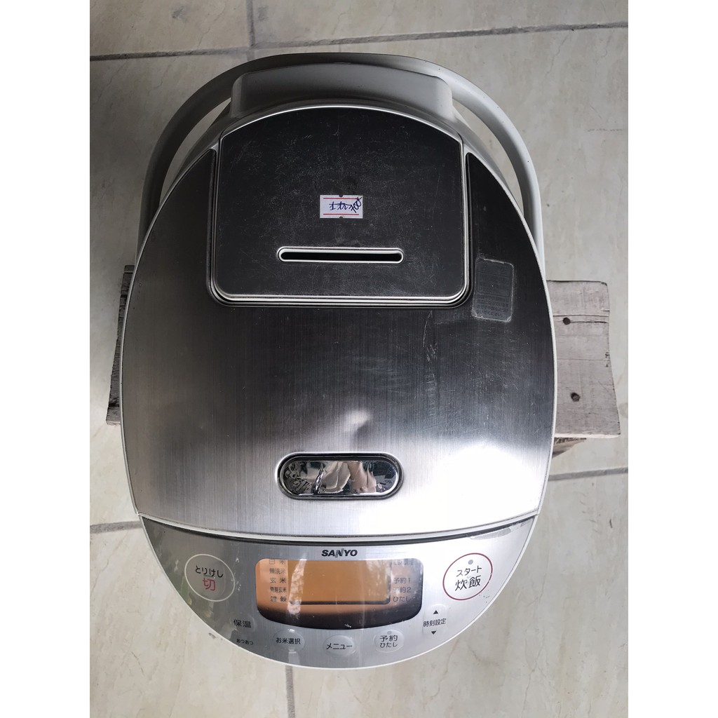 Thanh lý Nồi cơm điện cao tần ÁP SUẤT Sanyo Nhật bãi 1.0L | BigBuy360 - bigbuy360.vn