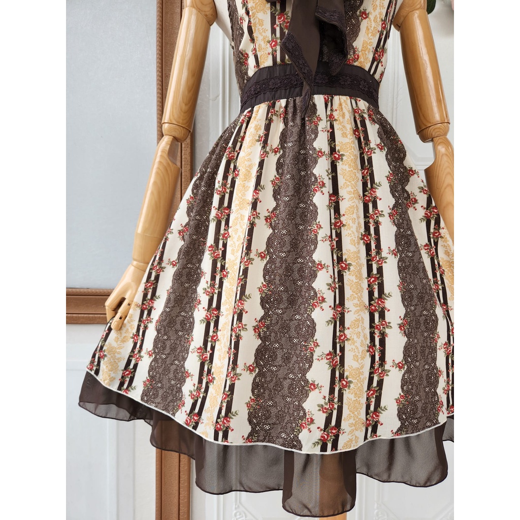 Đầm Axes Femme 2hand