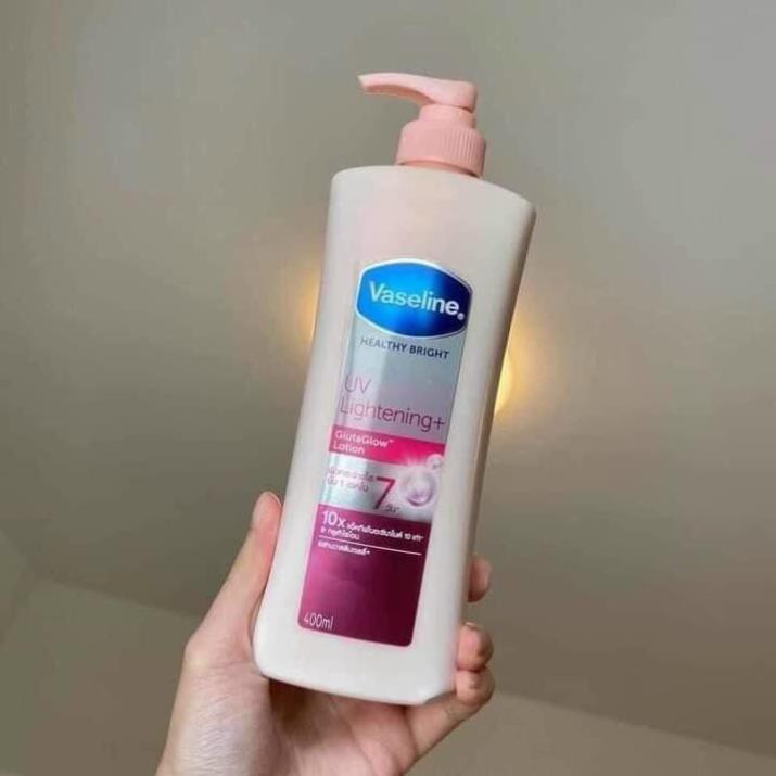 Sữa dưỡng thể trắng hồng Vaseline Healthy White UV Lightening 400ml 3X