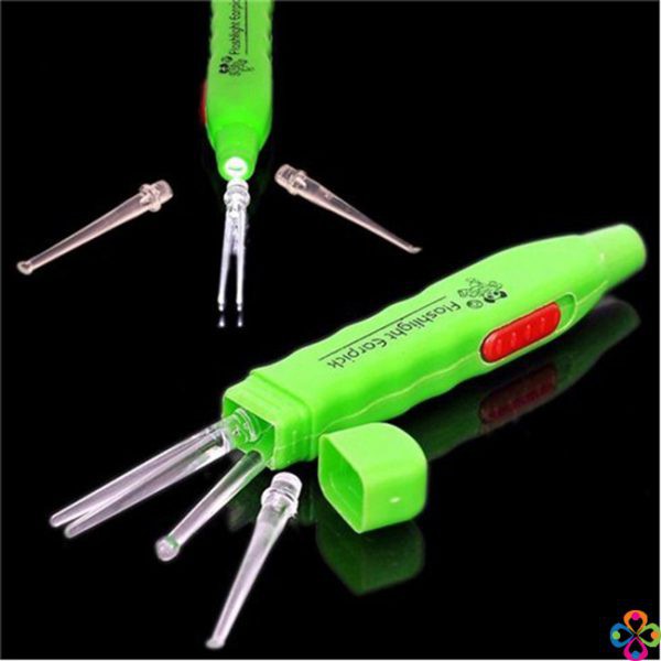 Dụng cụ Lấy Ráy Tai Có Đèn An Toàn cho bé