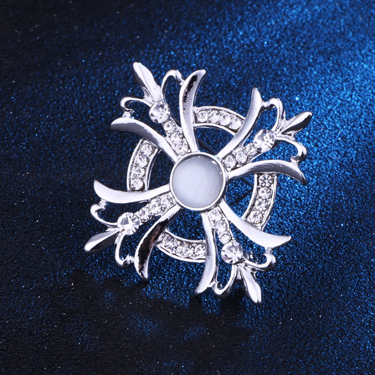 Ghim cài áo EFAN kiểu thánh giá đính đá phong cách cổ điển dành cho nam