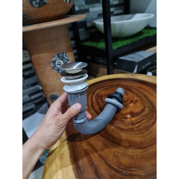 Xả lavabo ruột gà - xả Kín nhấn