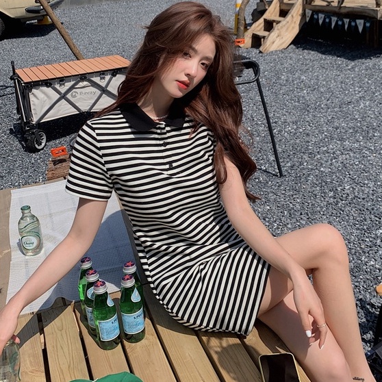 Đầm Thun Ngắn Tay Cổ POLO Họa Tiết Kẻ Sọc Trẻ Trung